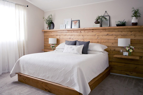 деревянное изголовье кровати